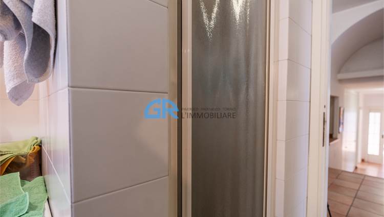 DETTAGLIO BOX DOCCIA